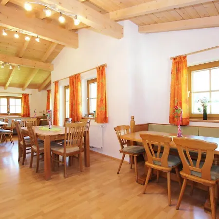 Large Apartment In Salzburg With Swimming Pool Wald im Pinzgau